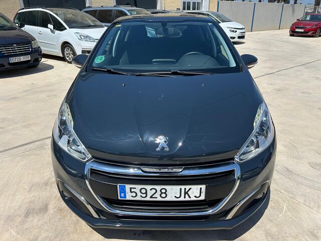 PEUGEOT 208 ALLURE 1.2 E-THP SPANISH LHD IN SPAIN 90000 MILES SUPERB 2015
